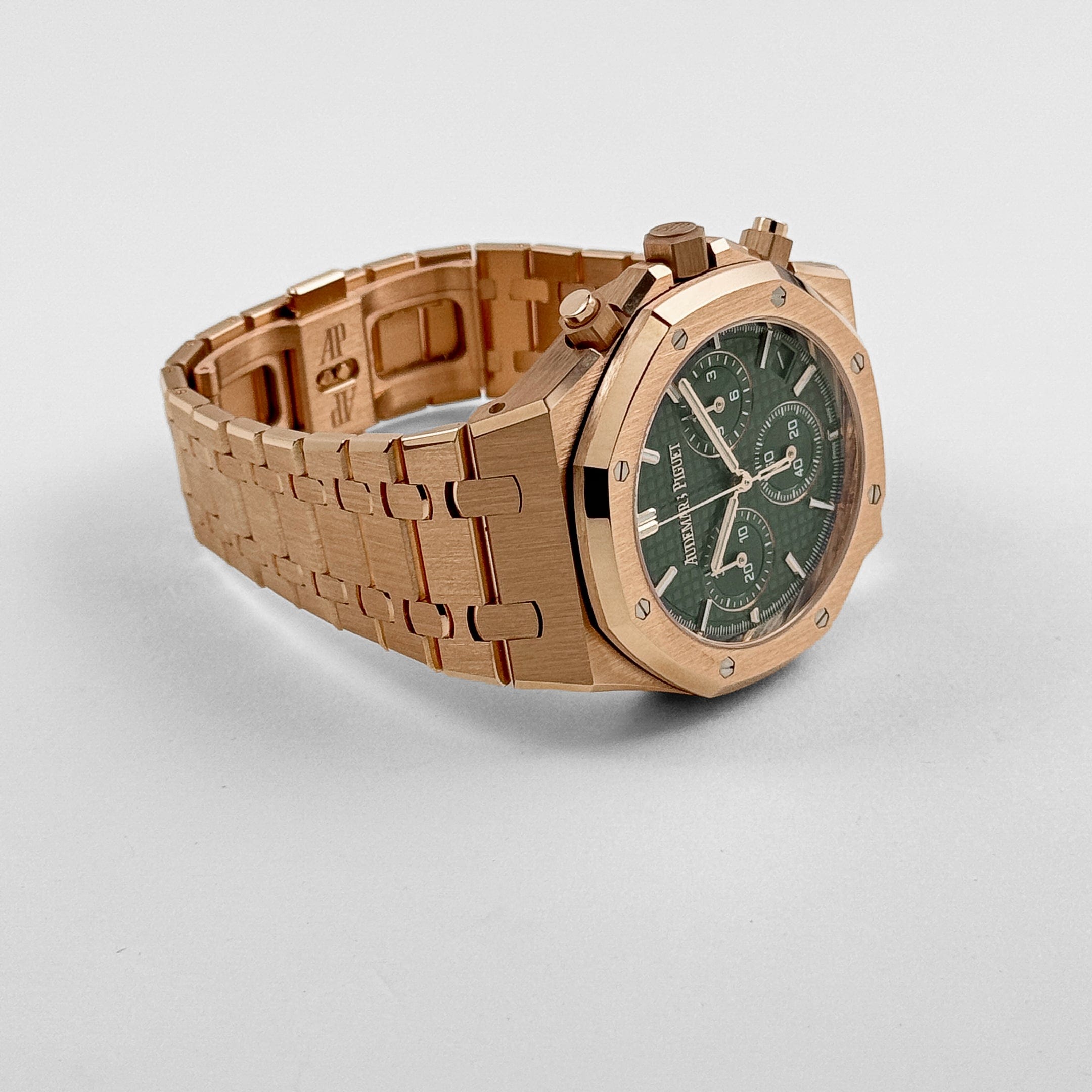 Audemars Piguet Royal Oak Super Clone 26240OR.OO.1320OR.04 Chronograph '50th Anniversary' Rose Gold Khaki Green Dial (2022) Swiss 3285 Movement